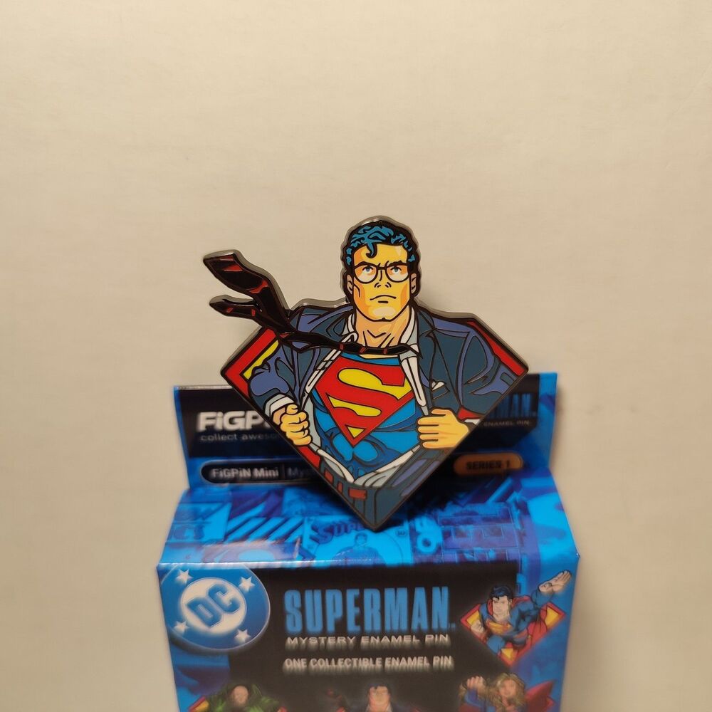 Superman Clark Kent Y705 Enamel Pin Super Rare FigPin Mini Official Lapel Badge